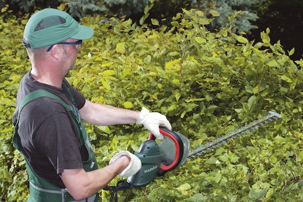 metabo heggenschaar in actie