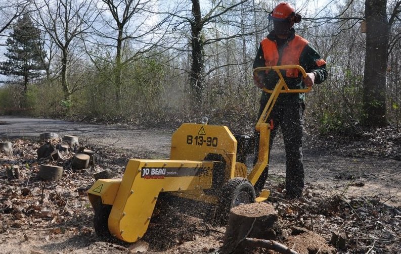 jobeau B13 90 in actie.jpg