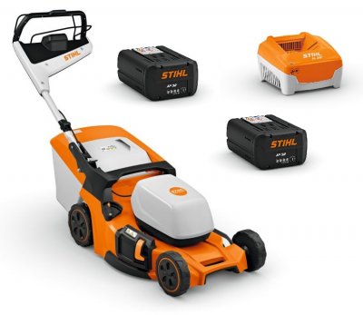 STIHL accugrasmaaier RMA 453.3 PV (36V-1600W - 4in1 - 51cm - zelftrekkend 2-4.5km/u - met 2x accu AP30 en lader AL301)